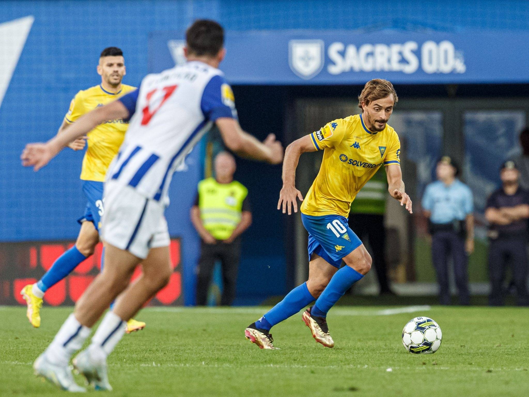 国际比赛日足总杯焦点战,辽宁本钢状态回暖,赛场秩序良好,资深球员宣示担当的简单介绍 国际比赛日足总杯焦点战,辽宁本钢状态回暖,赛场秩序良好,资深球员宣示担当的简单介绍